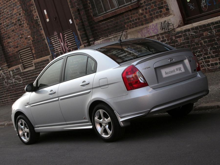  Hyundai Accent SR Sedan 2008 года  (фото 3 из 7)